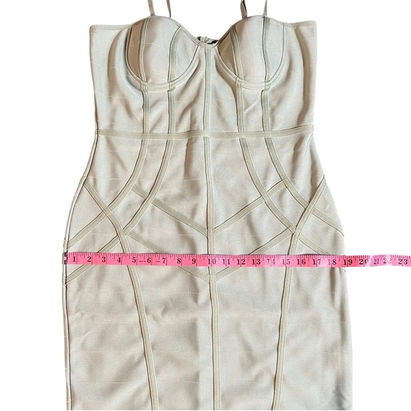 NWT Haute Monde Bodycon Mint Green Dress w/ Built In Bra, Hidden Zipper, Size XL - Picture 7 of 10